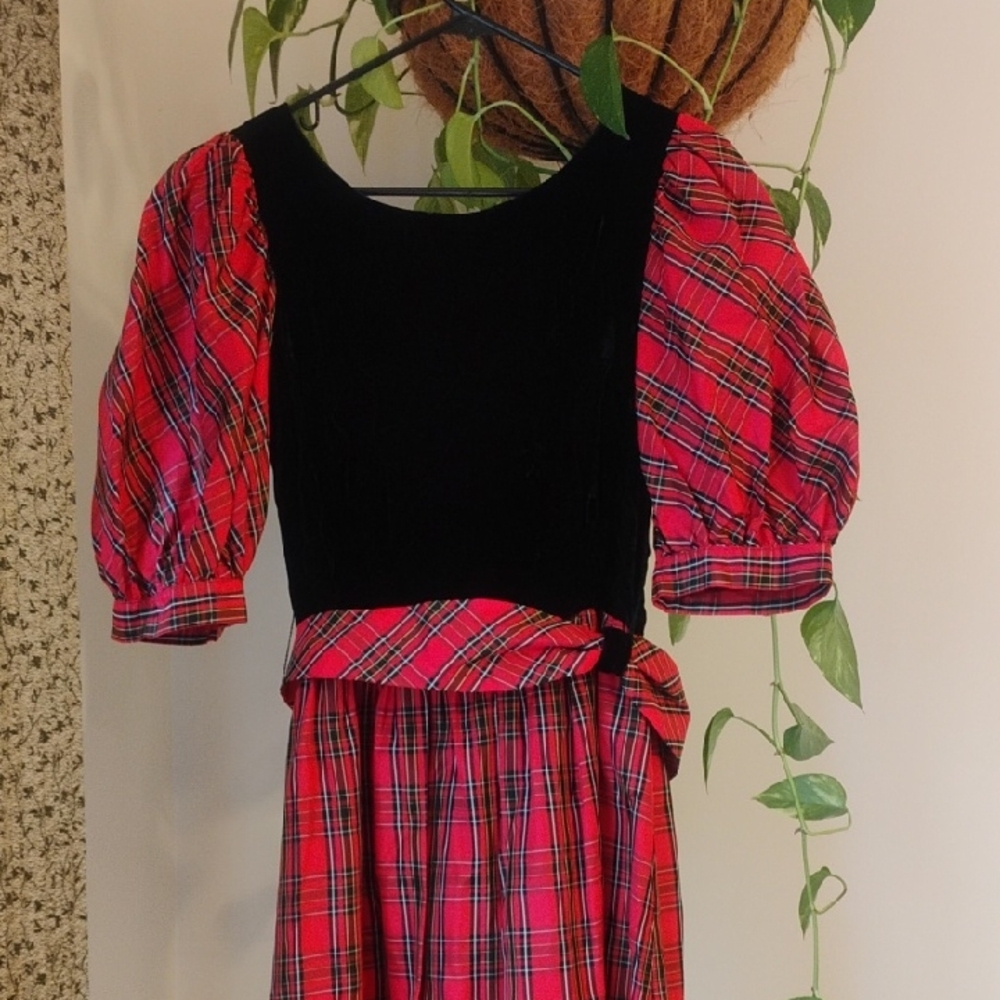 Red Plaid Dress with Black Bodice Lanz Brand Vtg